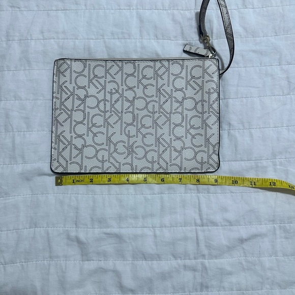 Calvin Klein Gray Monogram Clutch - Picture 4 of 5